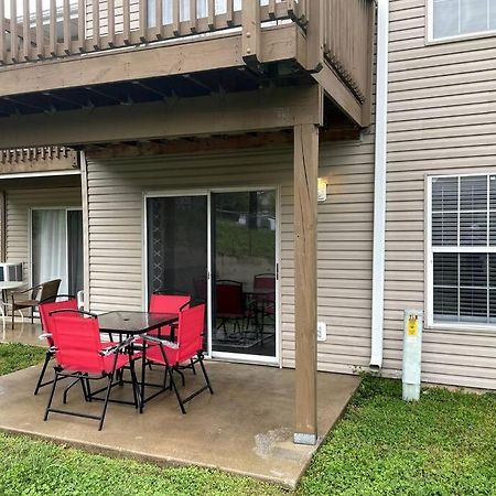 New Remodeled Luxury Condo By The Lake, No Stairs! Branson Kültér fotó